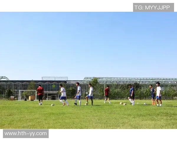 富力足球夏令营开启青少年足球梦想之旅培养未来足球明星